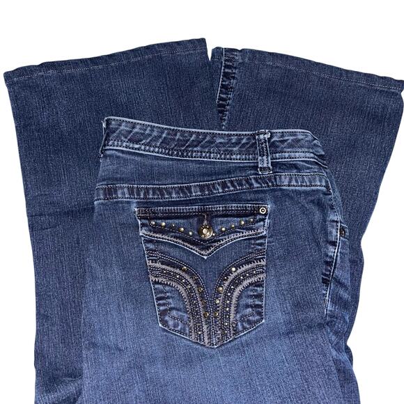 APT. 9 Women’s Plus Size 22W Bootcut Jeans – Dark Wash Embellished Pockets - Picture 5 of 7